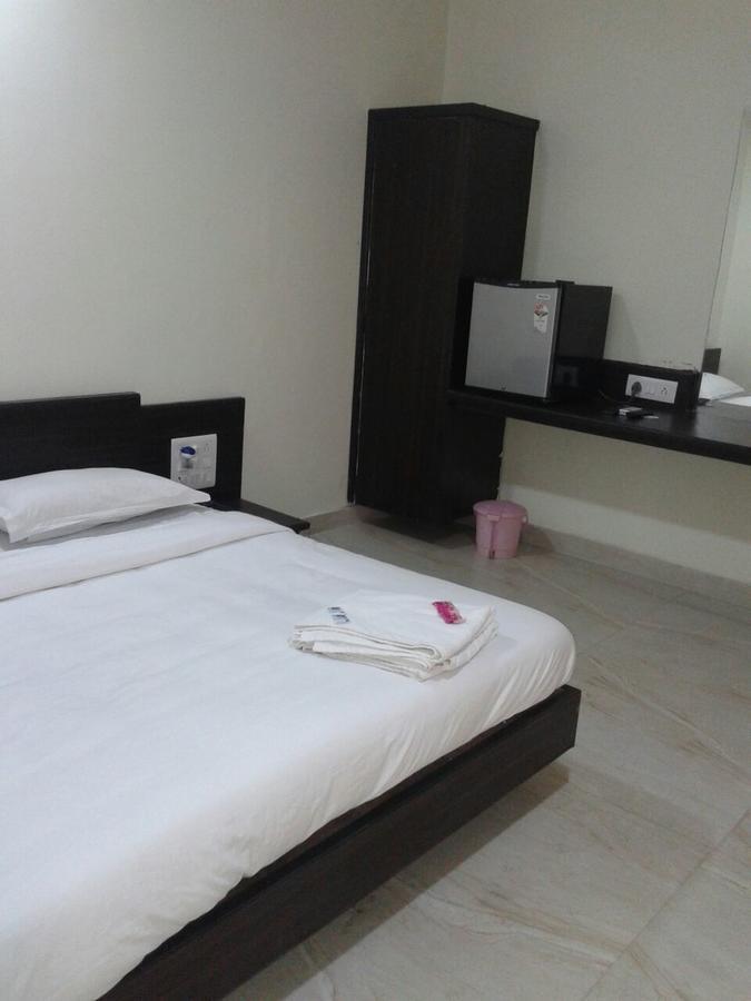 Safari Hotel & Resort Somnāth Camera foto